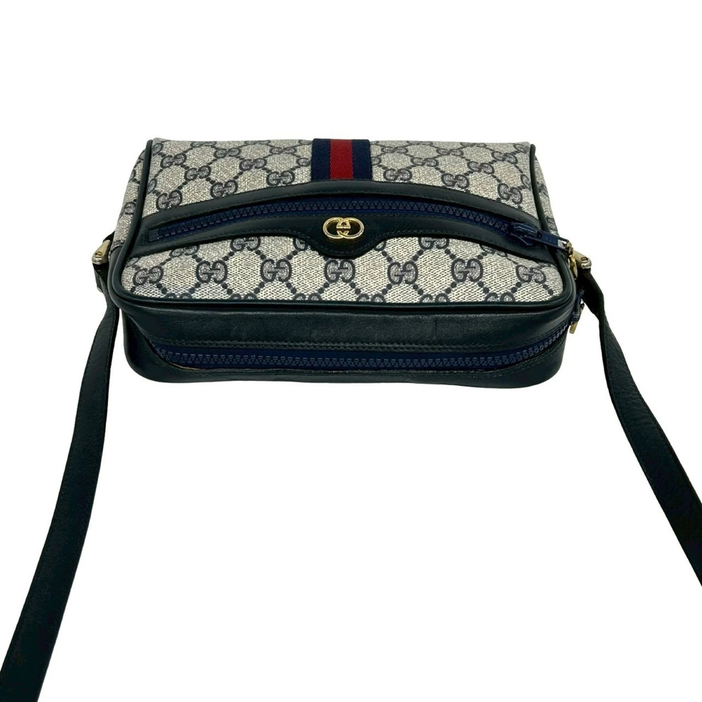 GUCCI Red Leather Shoulder Bag - Picture 4 of 10